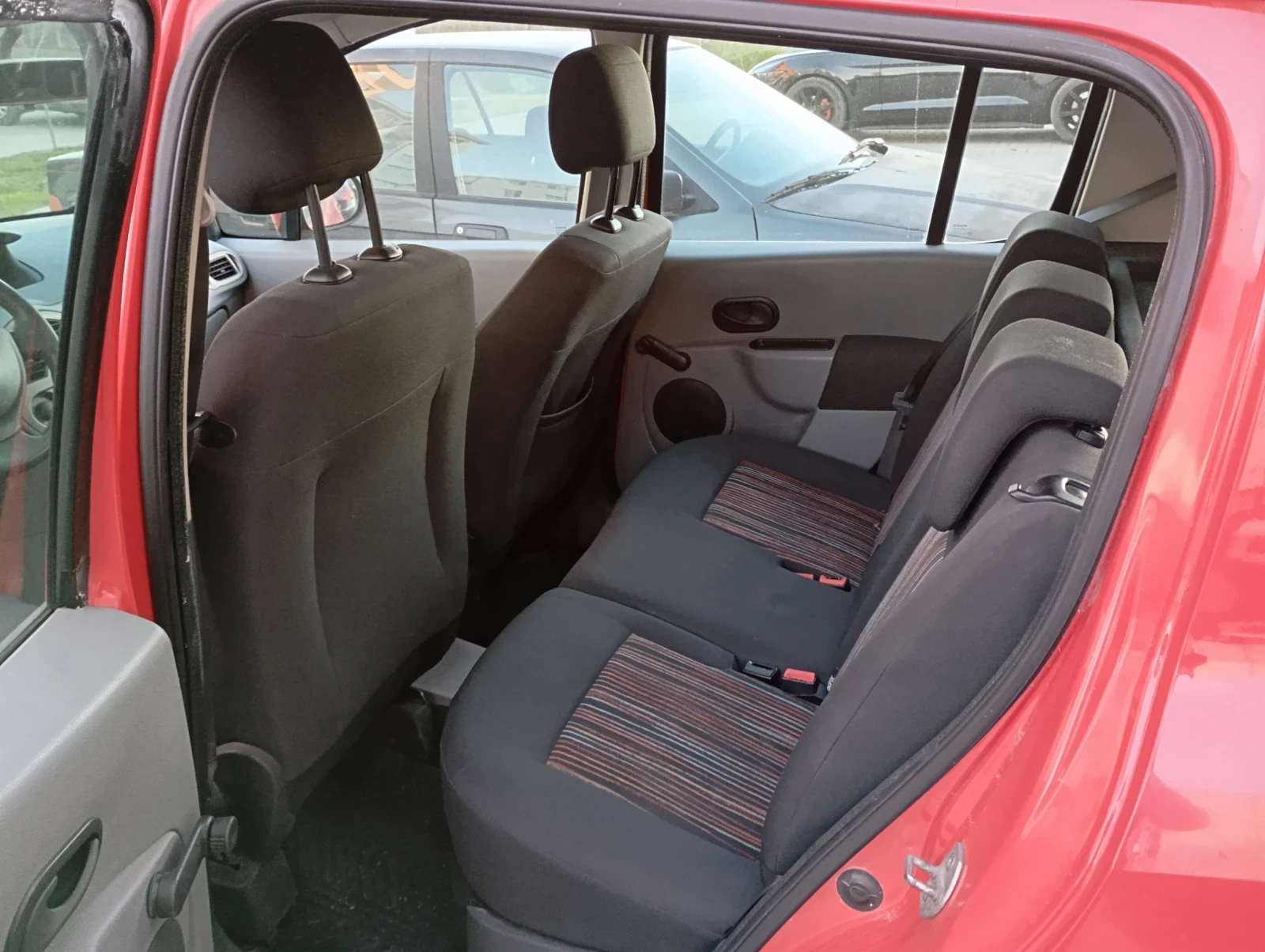 Renault Modus, снимка 8 - Автомобили и джипове - 54711983
