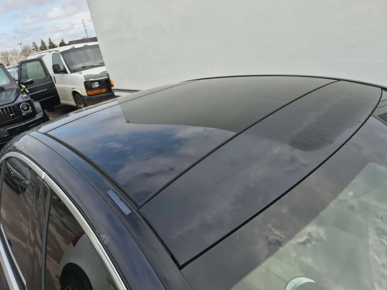 Mercedes-Benz C 300 * CARFAX * ПАНОРАМА * ПОДГРЕВИ * 2 КЛЮЧА, снимка 5 - Автомобили и джипове - 54190201