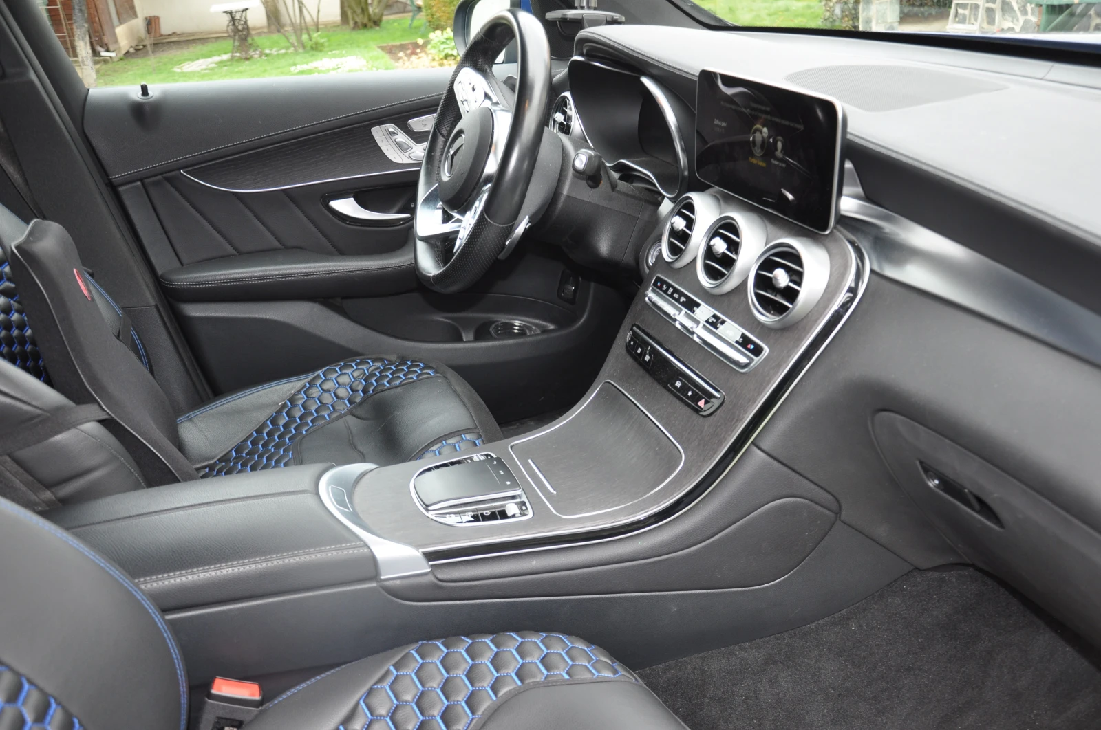 Mercedes-Benz GLC 200, снимка 4 - Автомобили и джипове - 54281134