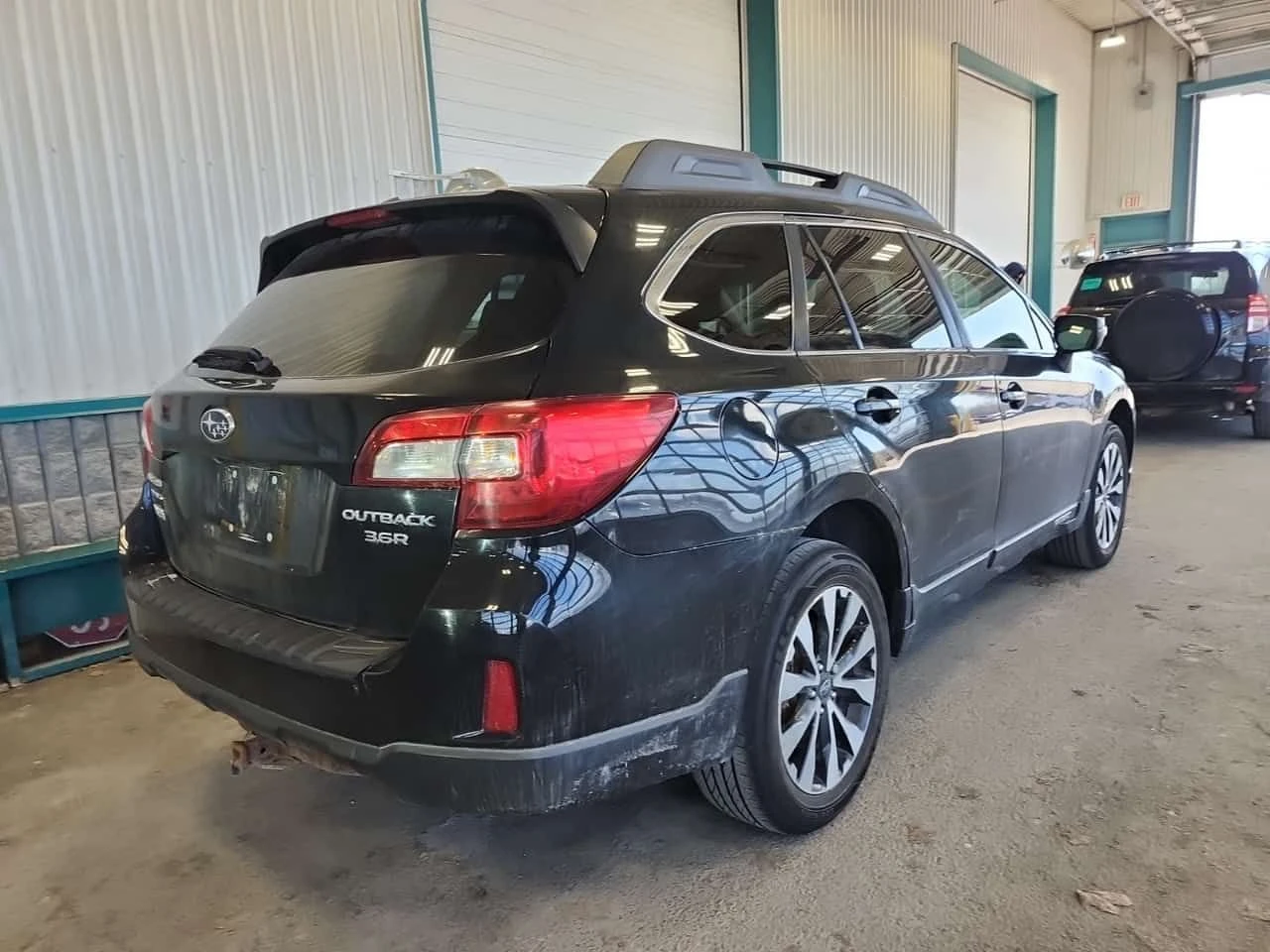 Subaru Outback * 5dr Wgn CVT 3.6R Limited w/Tech Pkg* �������* PA | Mobile.bg � ����������� 3