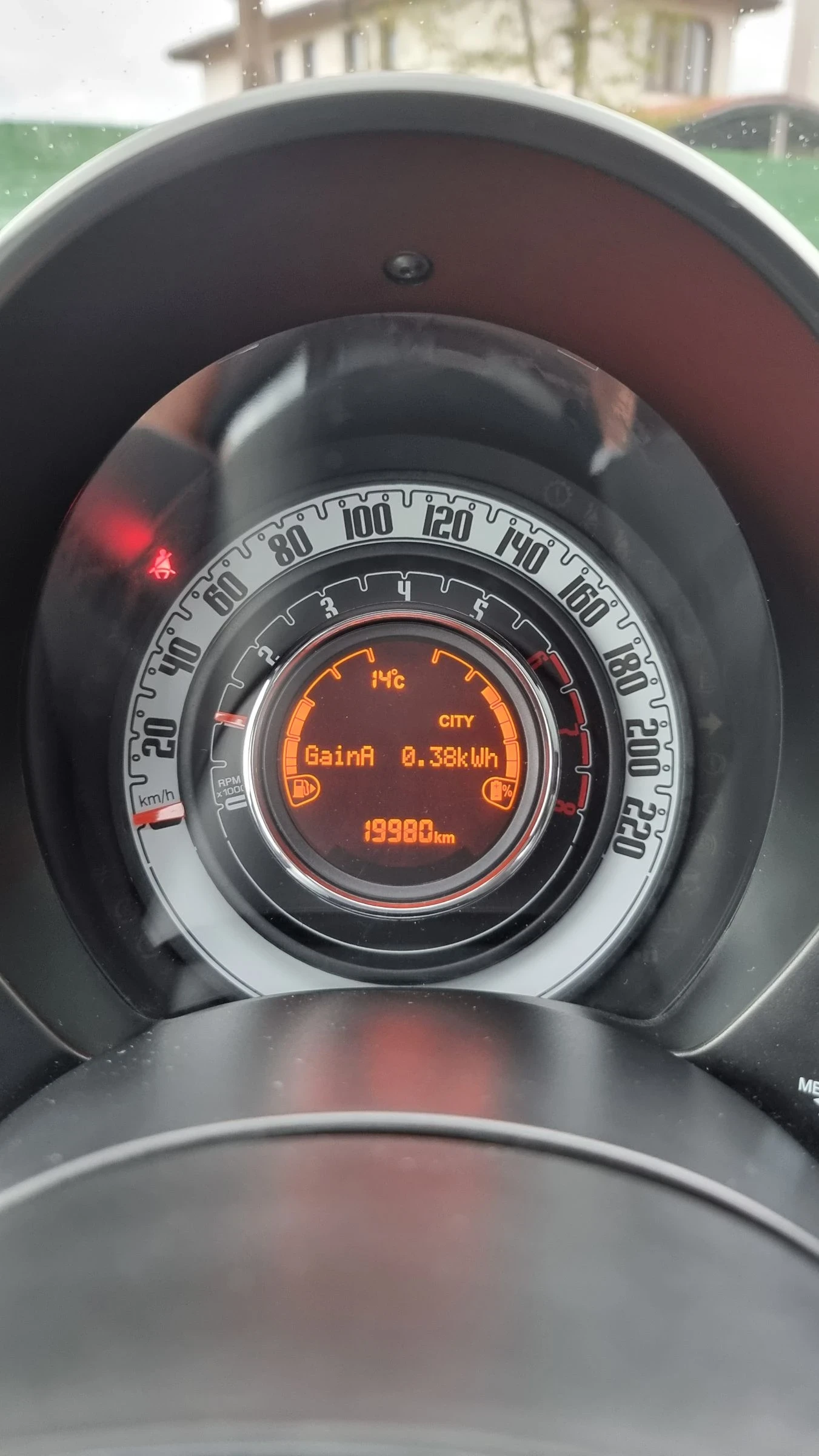 Fiat 500 1.0 Mild Hybrid Dolce Vita, снимка 6 - Автомобили и джипове - 54362118