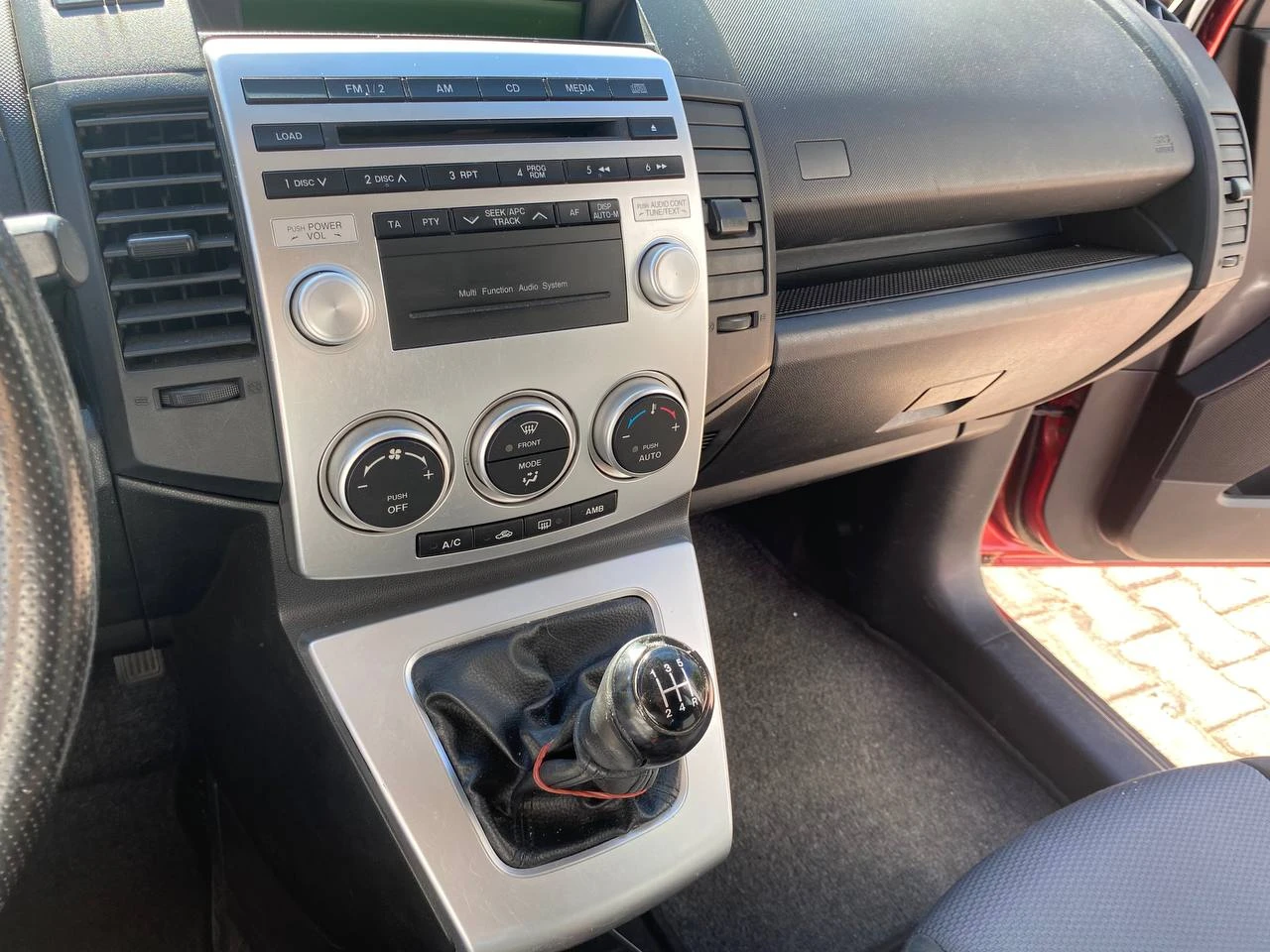 Mazda 5, снимка 9 - Автомобили и джипове - 54868813