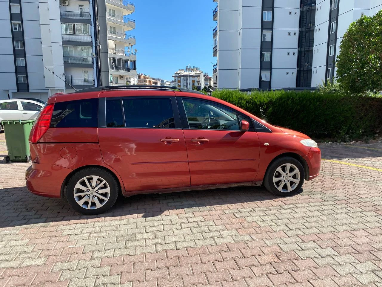 Mazda 5