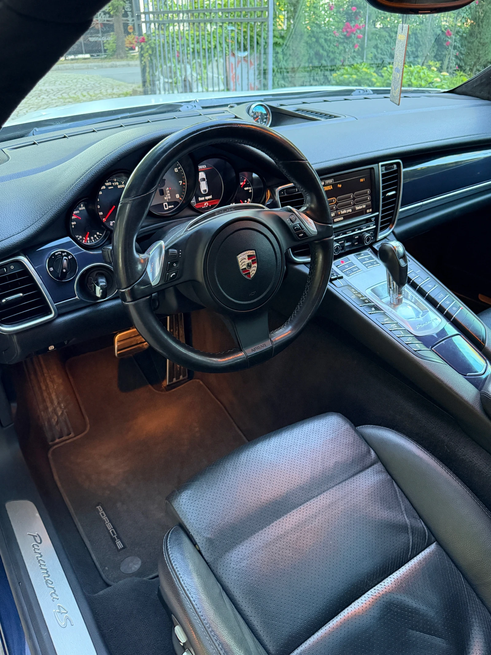 Porsche Panamera, снимка 9 - Автомобили и джипове - 54921939