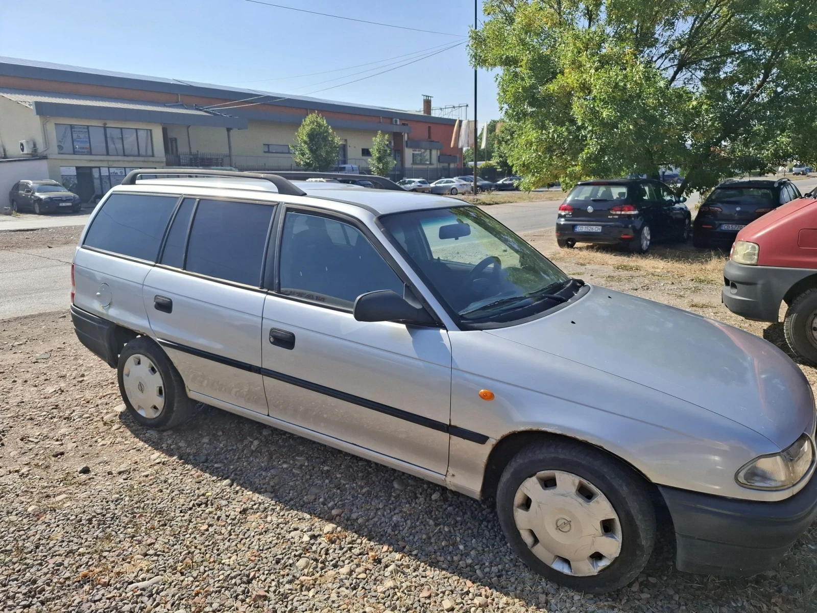 Opel Astra Комби -Газ, снимка 3 - Автомобили и джипове - 55531246