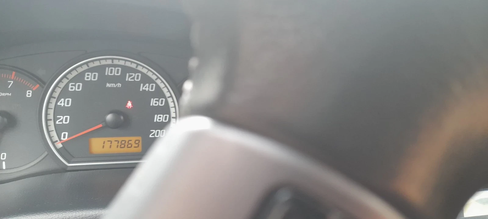 Suzuki Swift, снимка 4 - Автомобили и джипове - 55225610