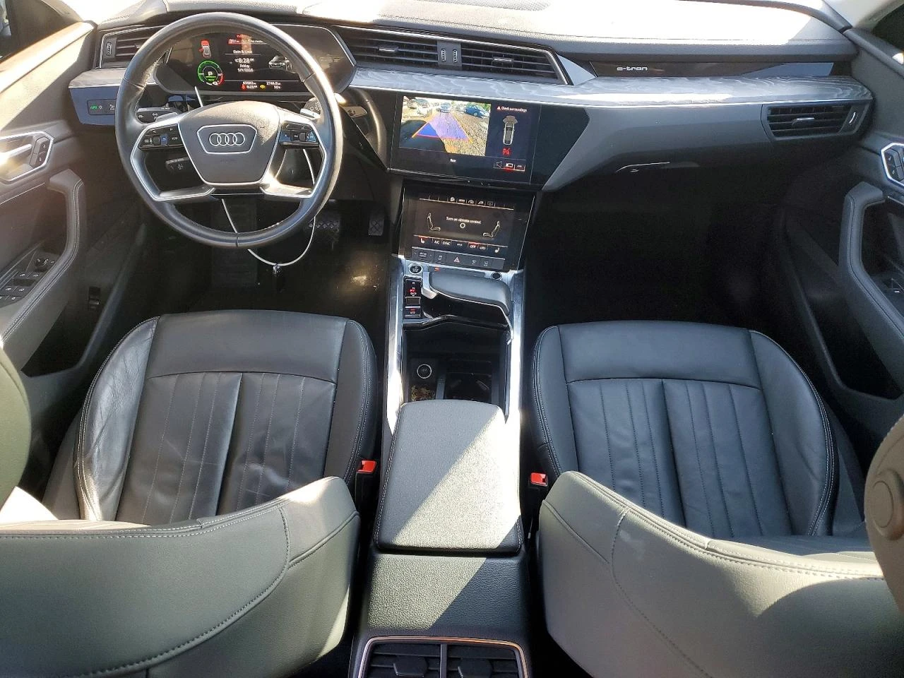 Audi E-Tron Sportback Premium, снимка 8 - Автомобили и джипове - 55240895