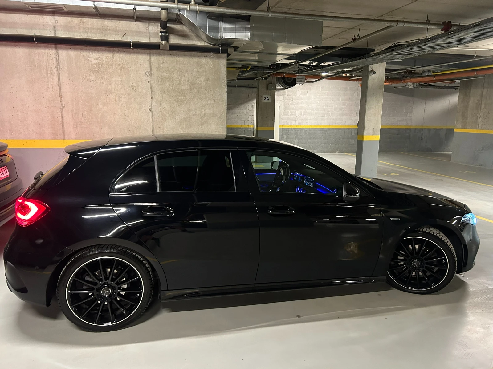 Mercedes-Benz A 200 AMG/Edition/Night, снимка 2 - Автомобили и джипове - 55327552