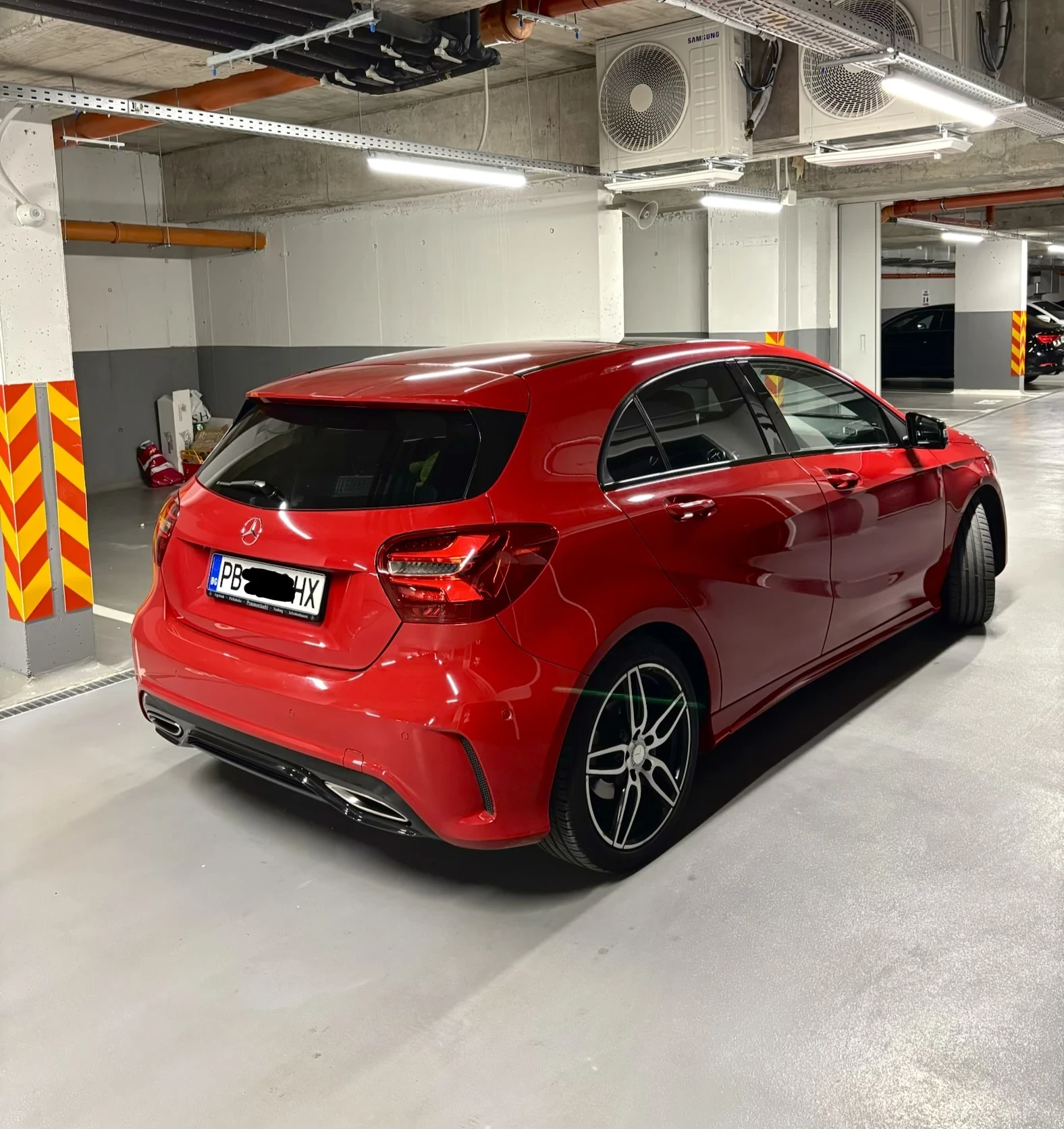 Mercedes-Benz A 200 AMG pack, снимка 4 - Автомобили и джипове - 55396885