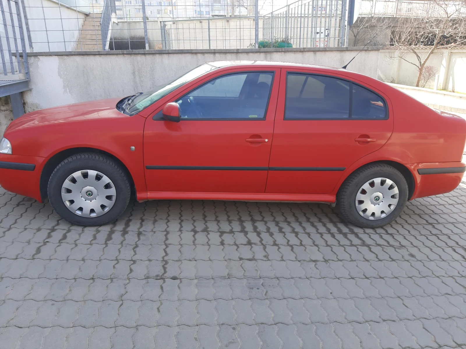 Skoda Octavia 1, 6, снимка 8 - Автомобили и джипове - 55482571