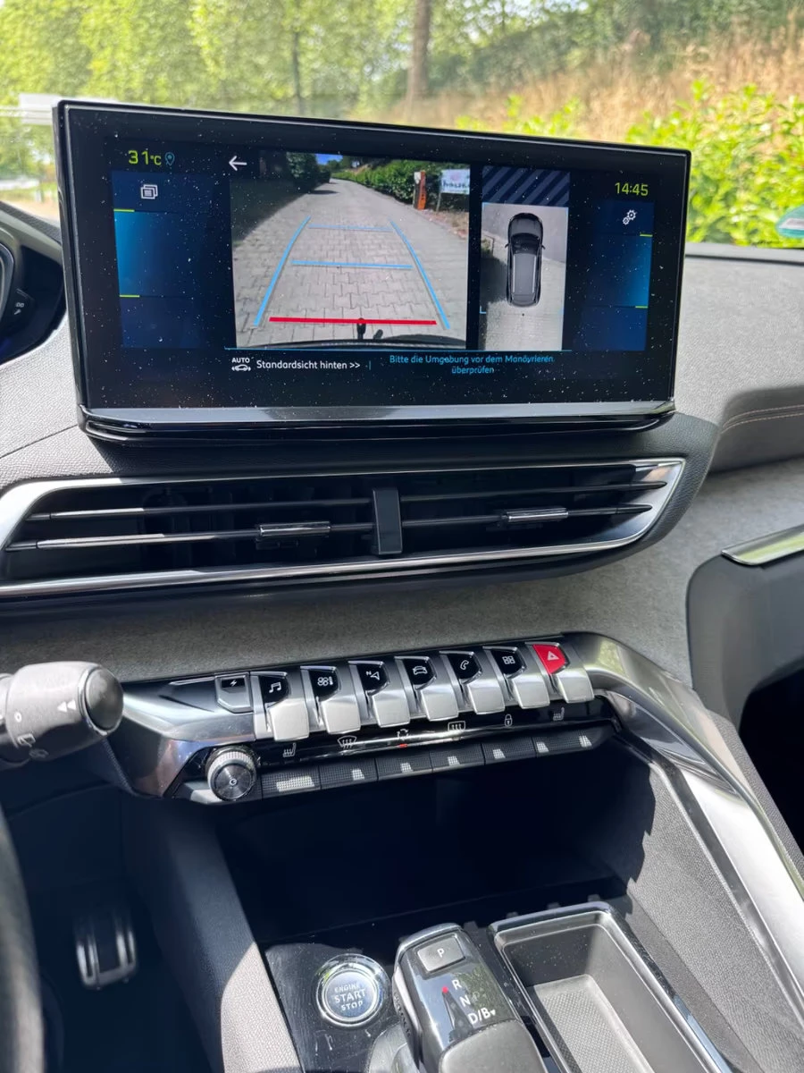 Peugeot 3008 PHEV/224HP/GT-LINE/CAM/LED/NAVI/AHK/CPLAY/641q, снимка 10 - Автомобили и джипове - 55801406