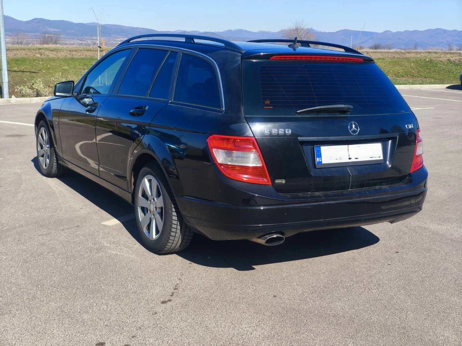 Mercedes-Benz C 220, снимка 3 - Автомобили и джипове - 55830088