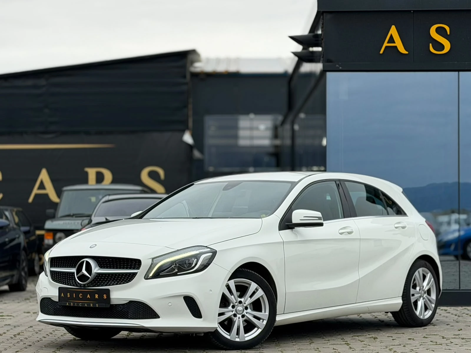 Mercedes-Benz A 180 / 1.5D / EURO 6 / PREMIUM /