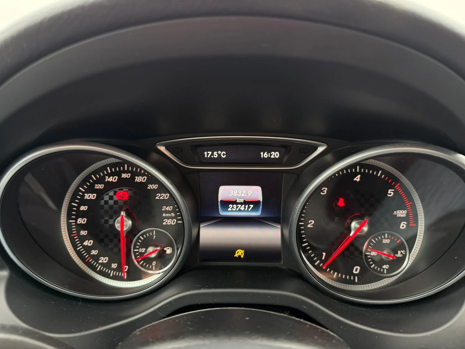 Mercedes-Benz A 180 / 1.5D / EURO 6 / PREMIUM / | Mobile.bg � ����������� 15