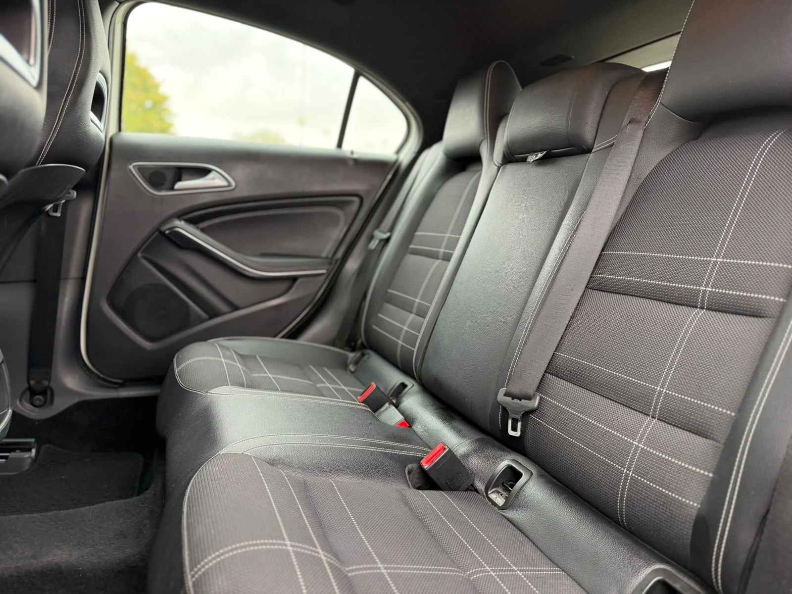 Mercedes-Benz A 180 / 1.5D / EURO 6 / PREMIUM / | Mobile.bg � ����������� 10