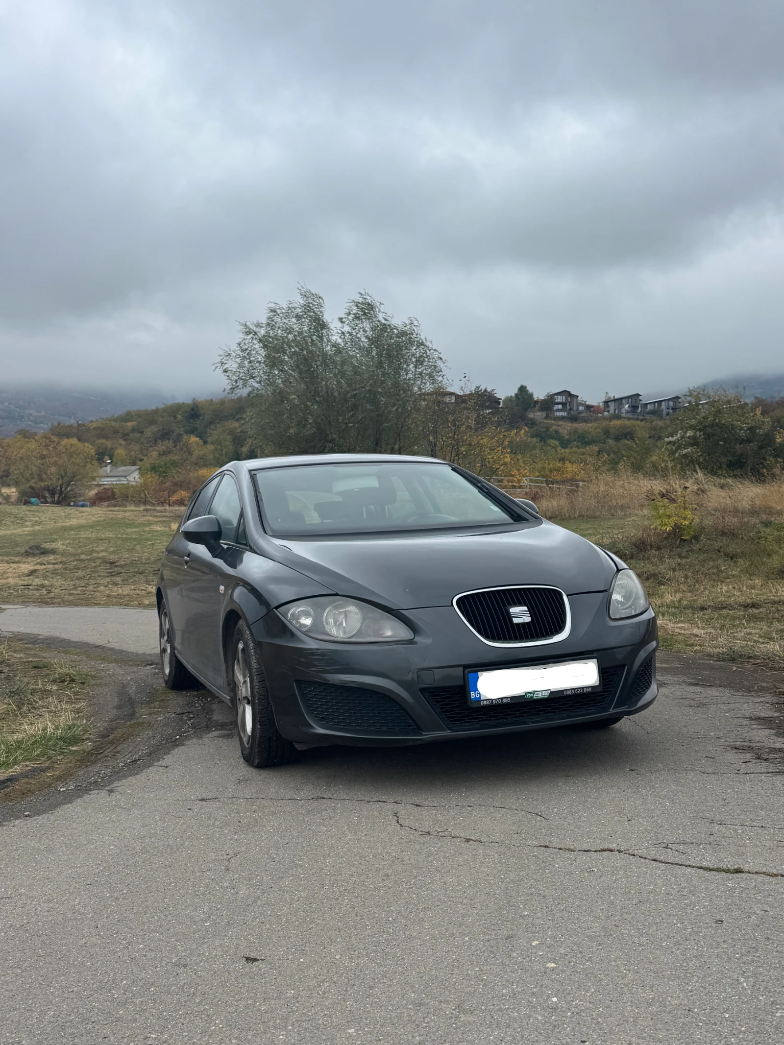 Seat Leon, снимка 2 - Автомобили и джипове - 56680826