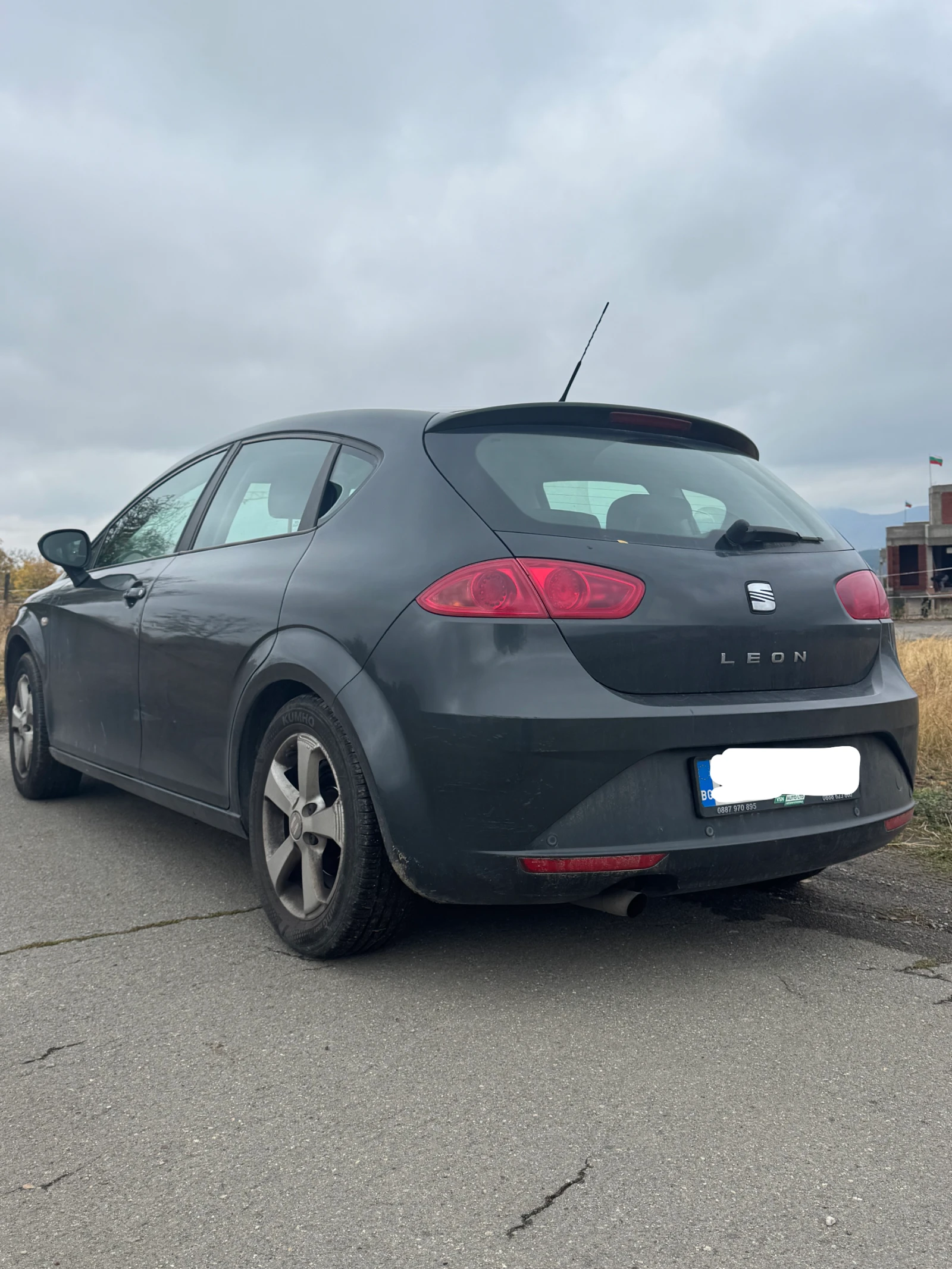 Seat Leon, снимка 4 - Автомобили и джипове - 56680826
