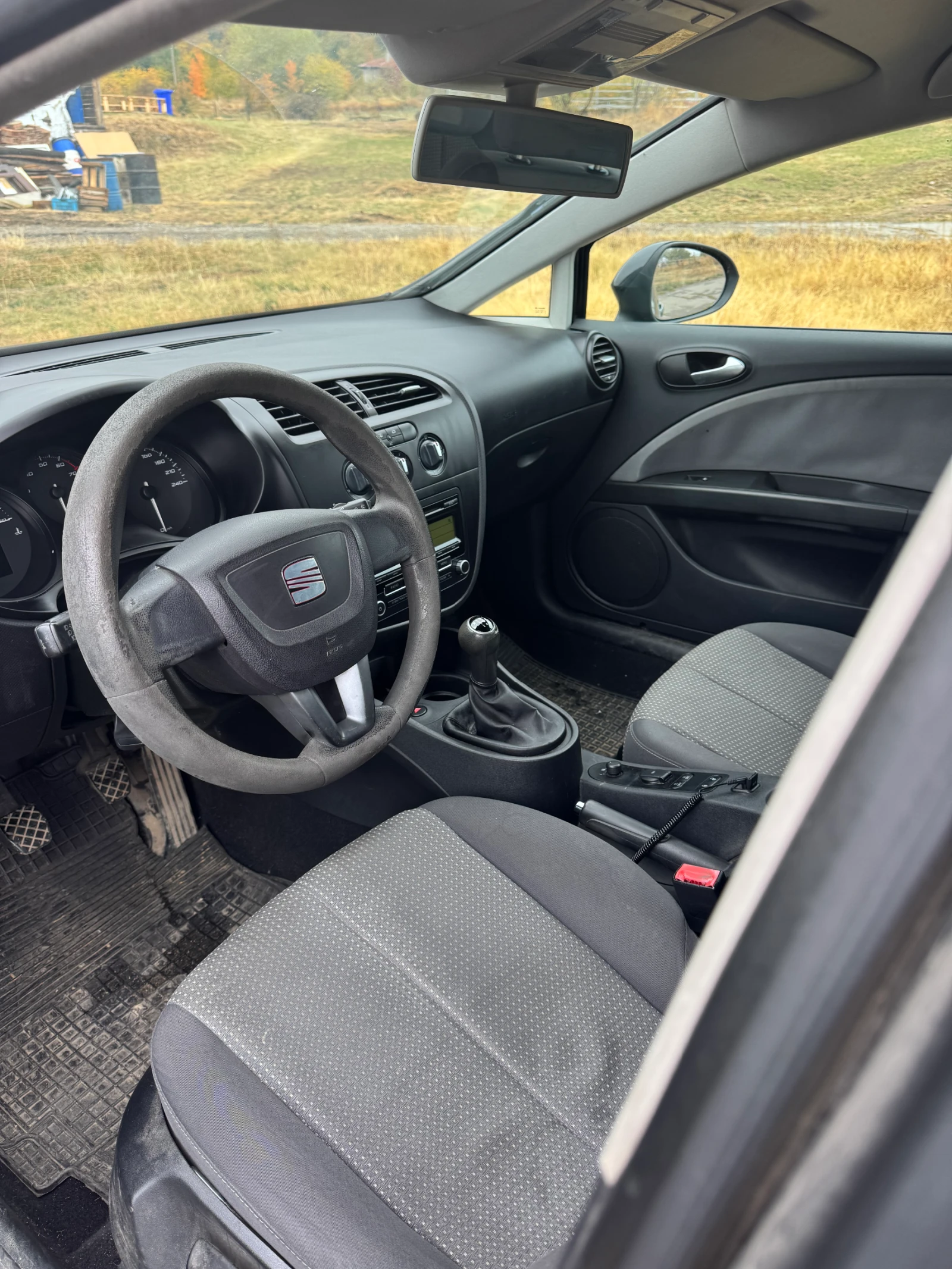 Seat Leon, снимка 7 - Автомобили и джипове - 56680826