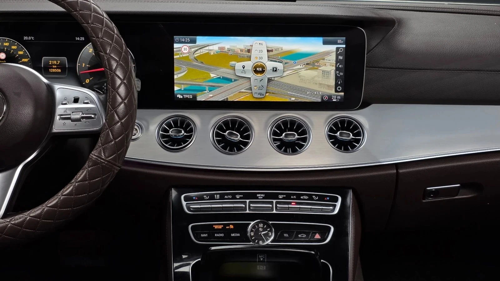 Mercedes-Benz CLS 400, снимка 12 - Автомобили и джипове - 56706507
