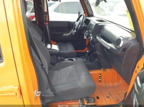 Jeep Avenger 3.6L V-6 DOHC, VVT, 285HP 4X4 Drive, снимка 11