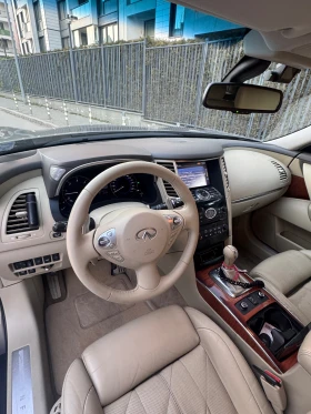 Infiniti QX70 - 13000 € / 25425.79 лв. - 67933193 6