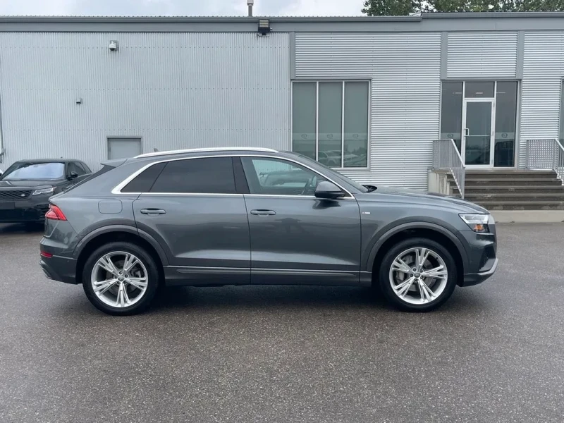 Audi Q8 55 TFSI Quattro S-LINE, снимка 6 - Автомобили и джипове - 48733400