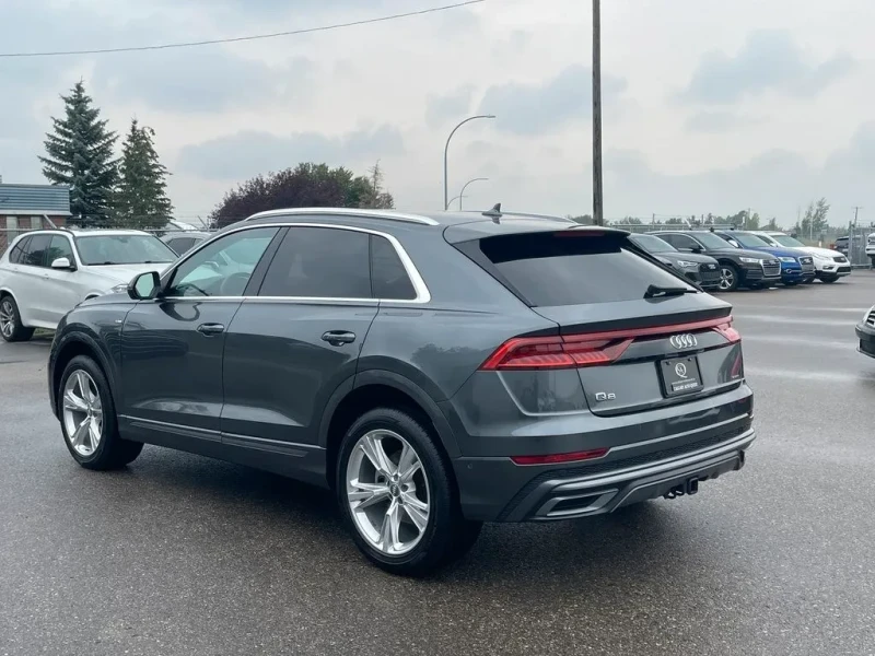 Audi Q8 55 TFSI Quattro S-LINE, снимка 3 - Автомобили и джипове - 48733400