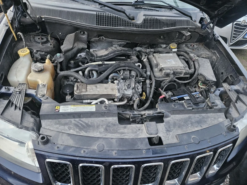 Jeep Compass 2.2 crdi, снимка 8 - Автомобили и джипове - 48907434