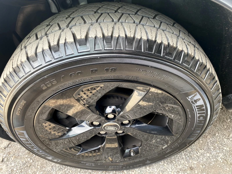 Land Rover Discovery Sport 2.0d 158x.km HSE, снимка 15 - Автомобили и джипове - 52487866