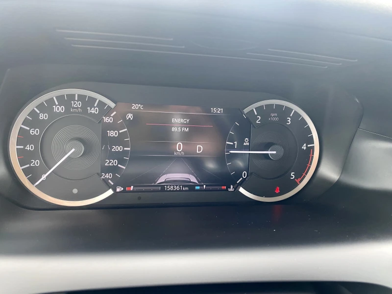 Land Rover Discovery Sport 2.0d 158x.km HSE, снимка 8 - Автомобили и джипове - 52487866