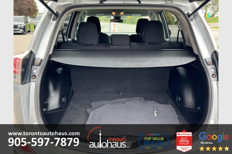 Toyota Rav4 2018* LE* AWD* БЕЗ ИНЦИДЕНТИ* КРУИЗ КОНТРОЛ* KEYLE, снимка 16 - Автомобили и джипове - 52250101