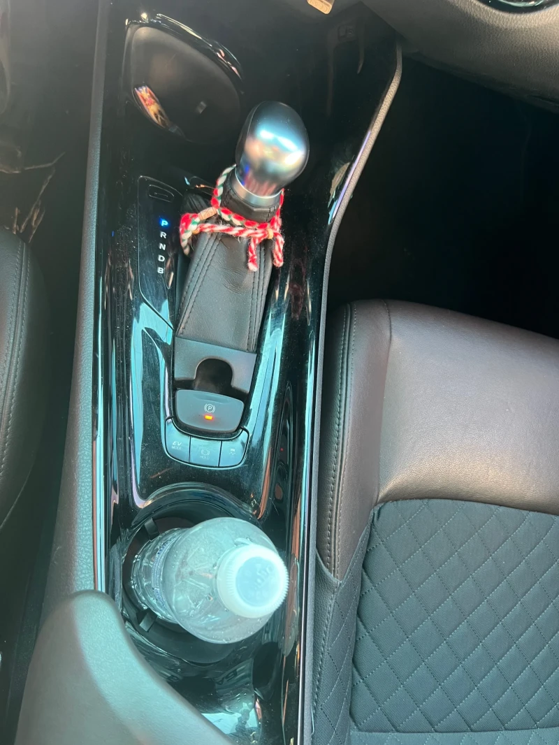 Toyota C-HR, снимка 7 - Автомобили и джипове - 52351373
