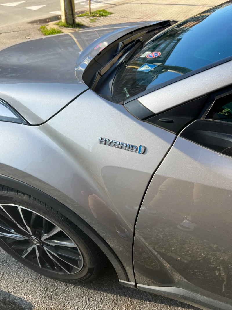 Toyota C-HR, снимка 8 - Автомобили и джипове - 52351373