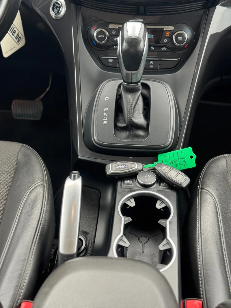 Ford Kuga Фейслифт - 4WD , снимка 12 - Автомобили и джипове - 52858505