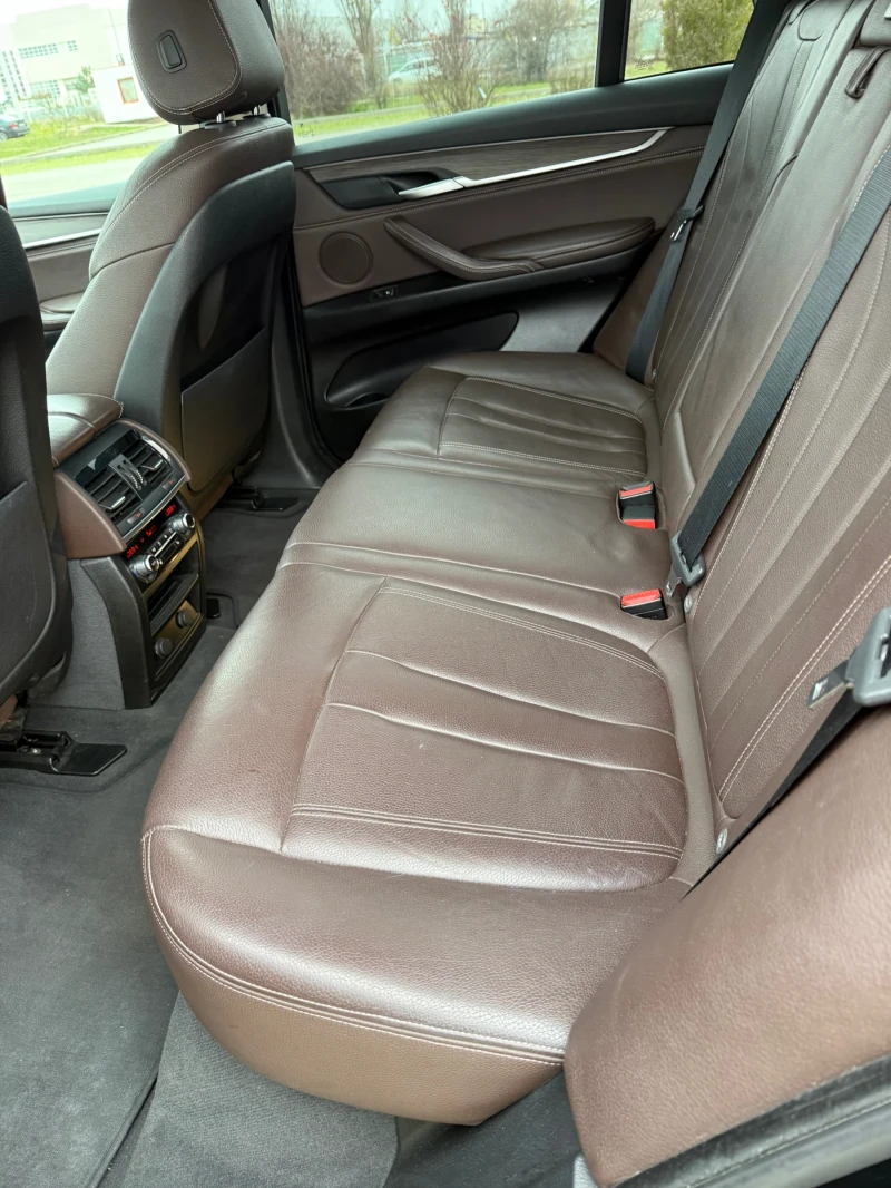 BMW X5 3.0D, X-DRIVE, DIGITAL, ПОДГРЕВ, СЕРВ. ИСТОР, снимка 10 - Автомобили и джипове - 52866915