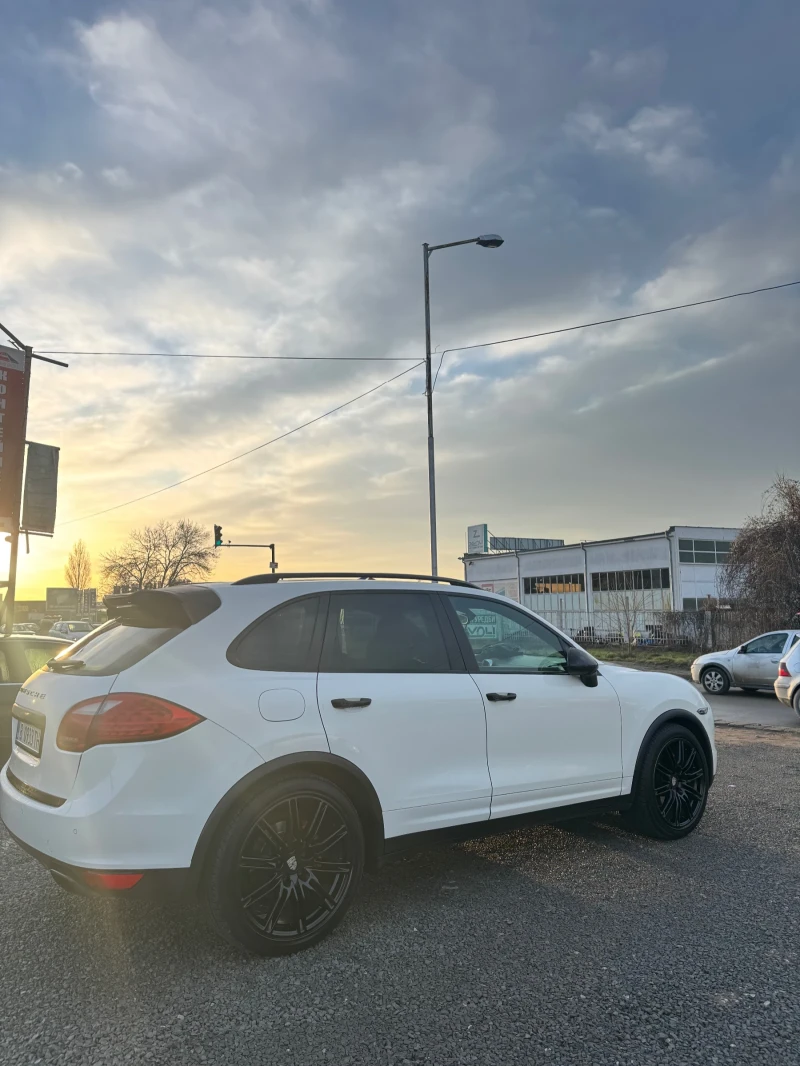 Porsche Cayenne 3.0 Diesel бартер лизинг, снимка 2 - Автомобили и джипове - 53282482
