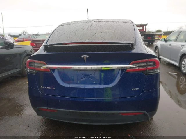 Tesla Model X 75D, снимка 9 - Автомобили и джипове - 53659326