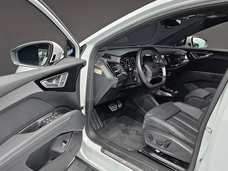 Audi Q4 40 Premium - ���� 30% ����� | Mobile.bg � ����������� 10