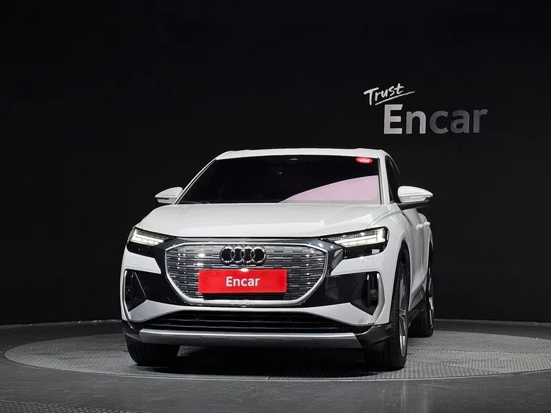 Audi Q4 40 Premium - ���� 30% ����� | Mobile.bg � ����������� 3
