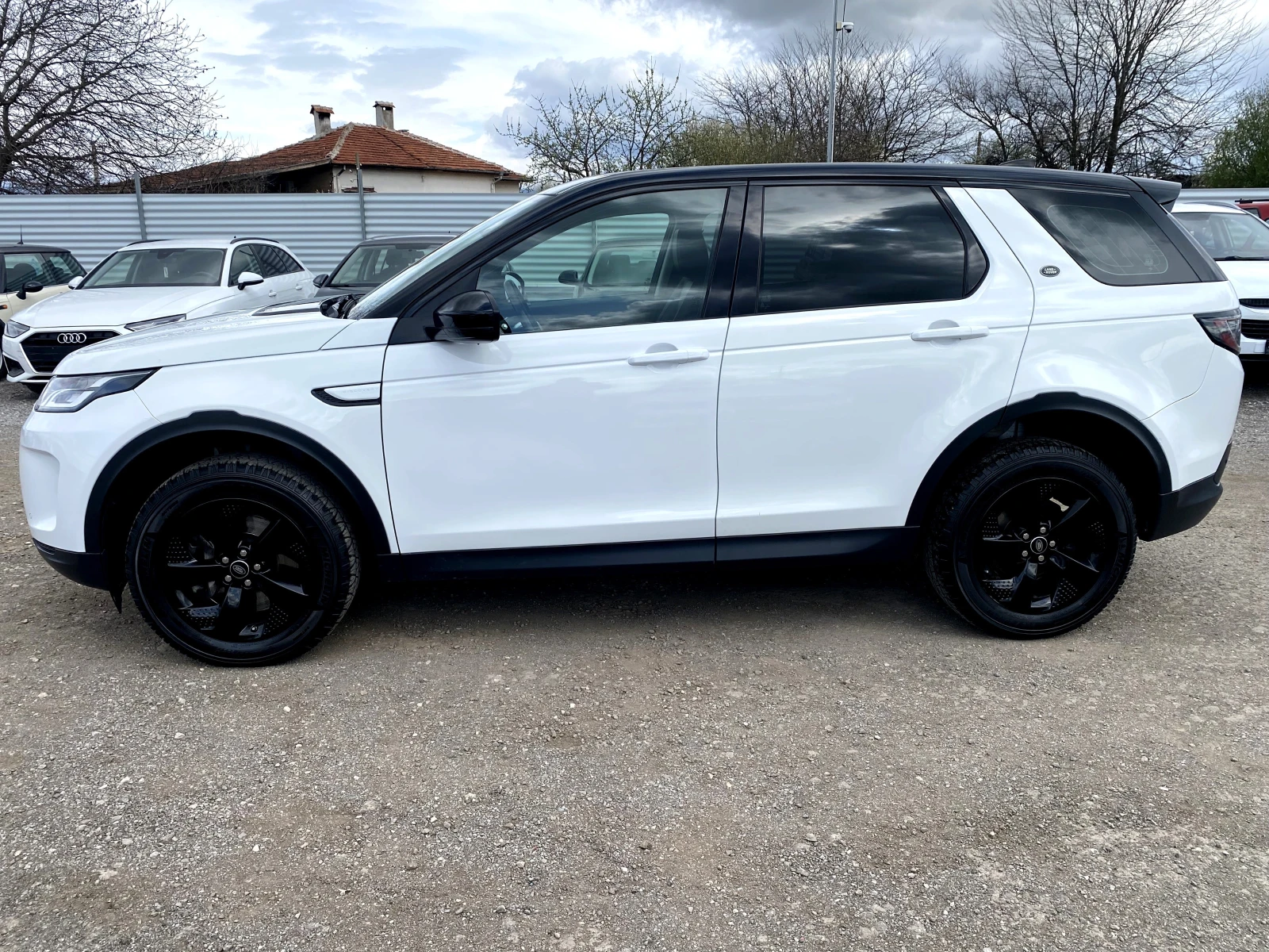 Land Rover Discovery Sport 2.0d 158x.km HSE - изображение 2