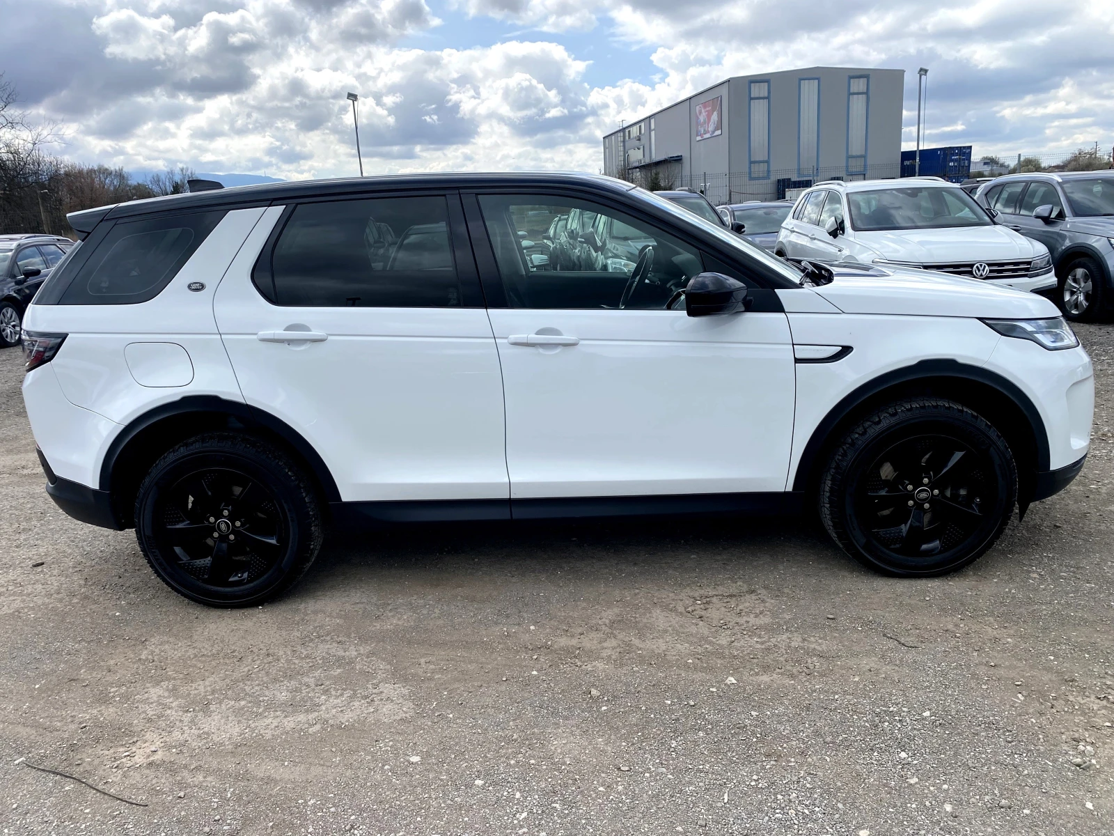 Land Rover Discovery Sport 2.0d 158x.km HSE - изображение 5