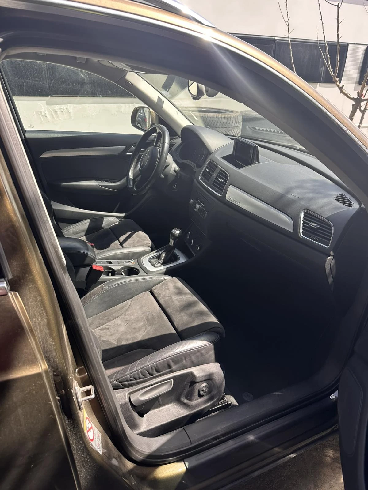 Audi Q3 2.0 S-line - изображение 4