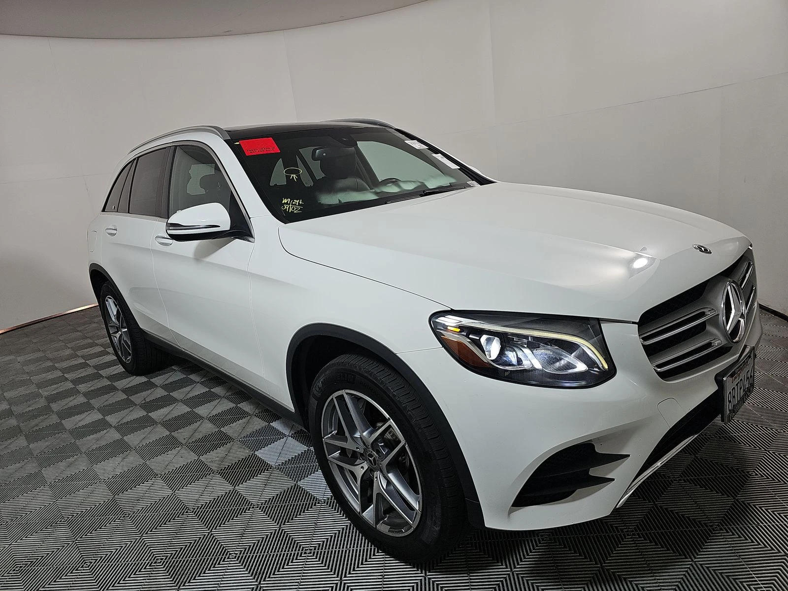 Mercedes-Benz GLC 300 4MATIC AMG-Pack* CarPlay* BURMESTER* М.Точка* Пано - изображение 3