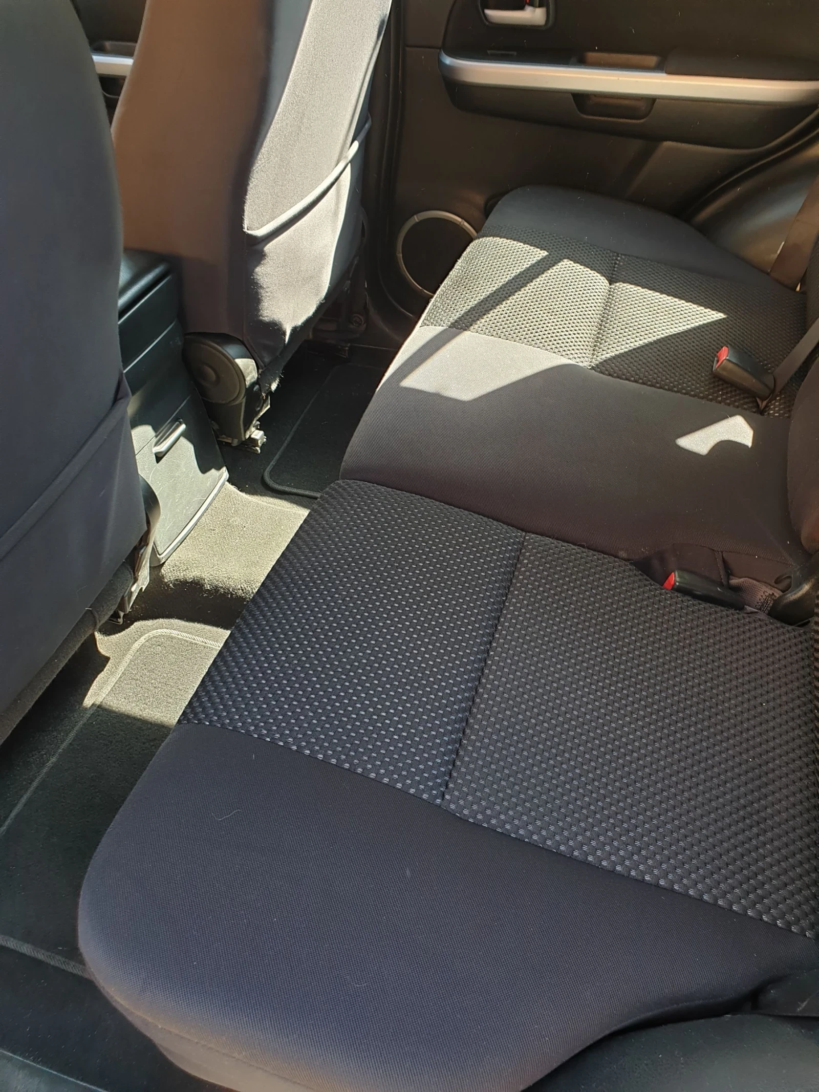 Suzuki Grand vitara 2.0i - изображение 10