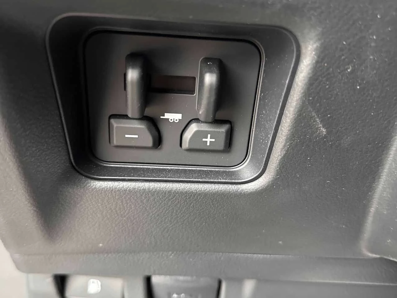 Lexus LX 700h /360/DIS/MARK LEVINSON/HEAD UP , снимка 13 - Автомобили и джипове - 53924190