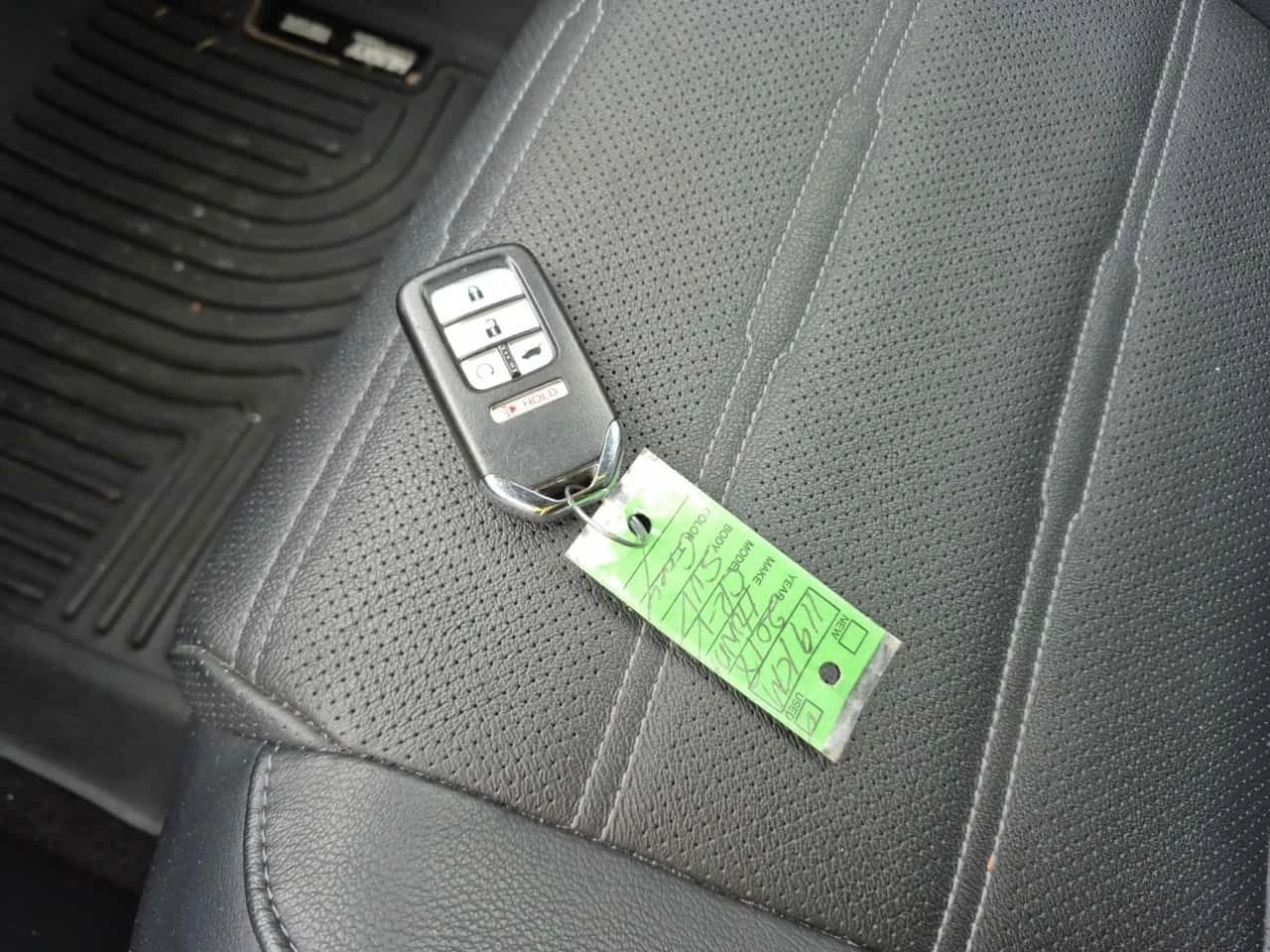 Honda Cr-v TOURING| 4WD| ПОДГРЕВИ| CARFAX, снимка 17 - Автомобили и джипове - 53988493