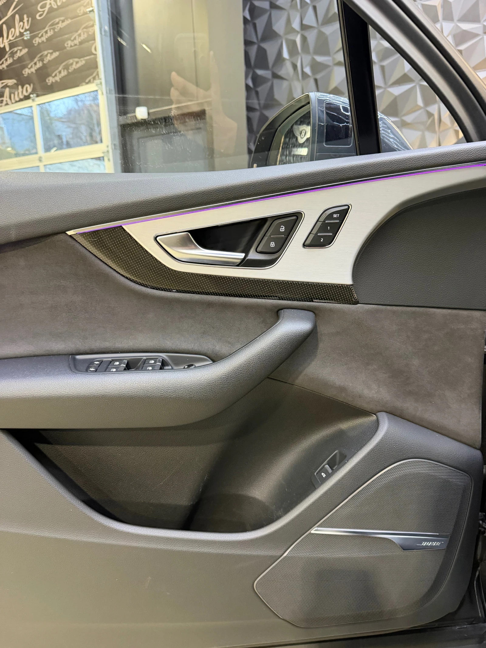 Audi SQ7 QUATTRO* BOSE* HEAD UP* ПАНОРАМА* КАРБОН* , снимка 13 - Автомобили и джипове - 54220614