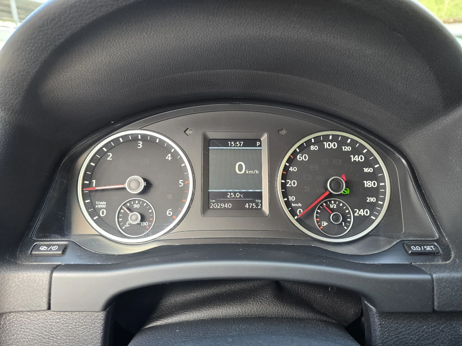 VW Tiguan 2.0TDI 140к.с Sport&Style 4motion DSG, снимка 17 - Автомобили и джипове - 54508703
