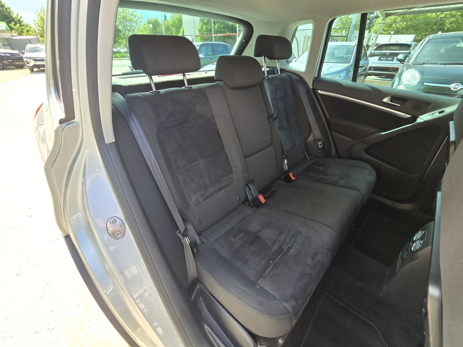 VW Tiguan 2.0TDI 140к.с Sport&Style 4motion DSG, снимка 14 - Автомобили и джипове - 54508703