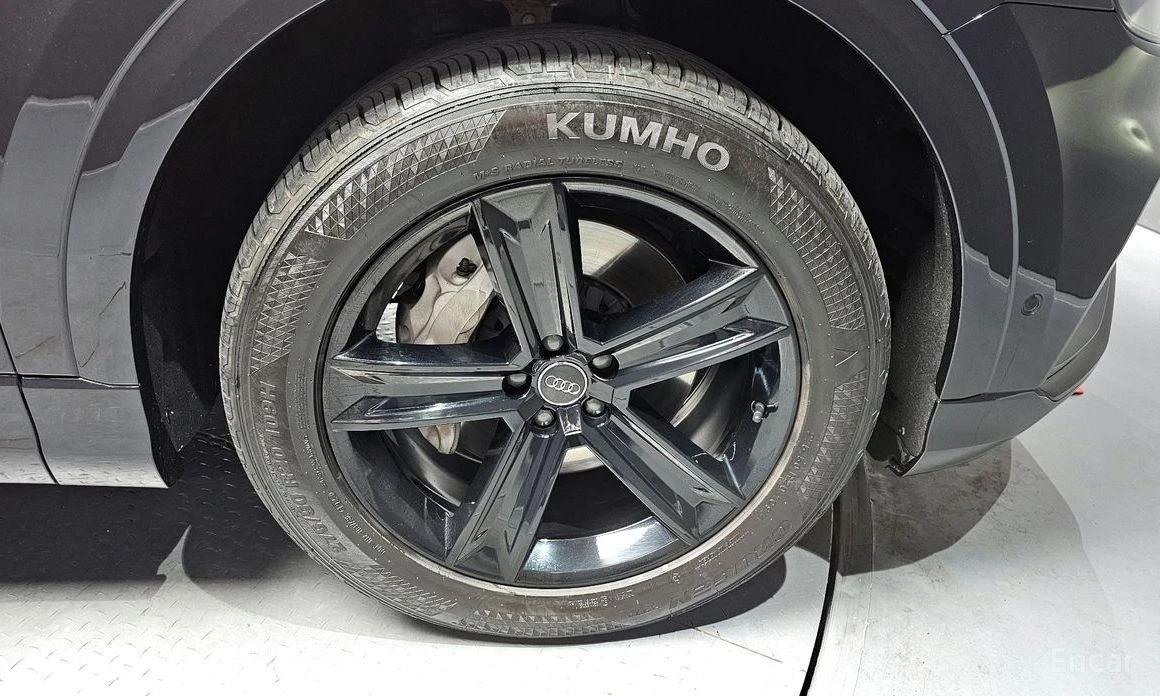 Audi Q8, снимка 5 - Автомобили и джипове - 54666488
